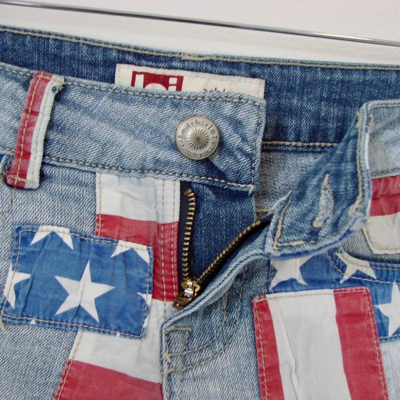 Vintage Y2K Denim Jean Shorts Micro Low Rise Stars Frayed Hem LEI Size 1 or 26 - Picture 2 of 13
